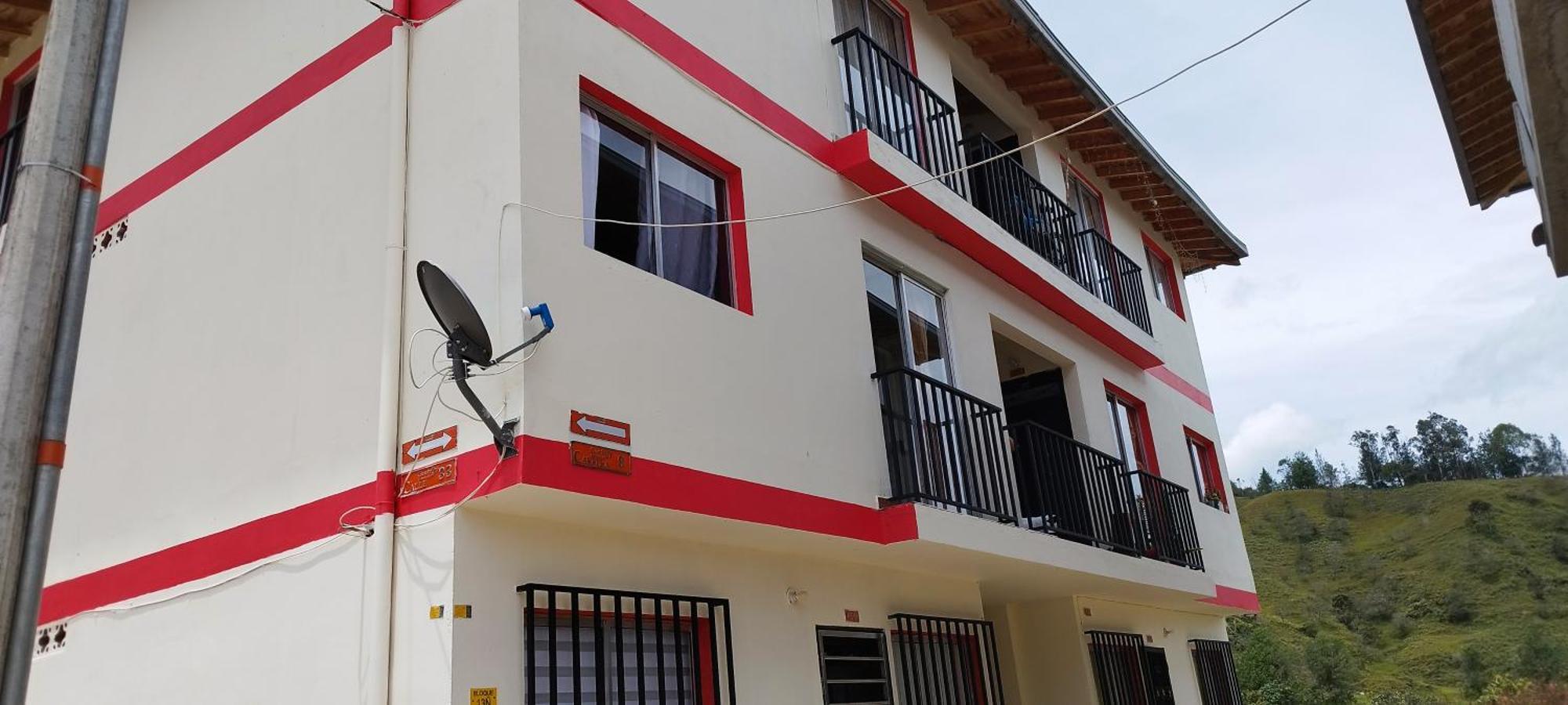 Apartamento Balcon De La Esperanza Guatape Exterior photo